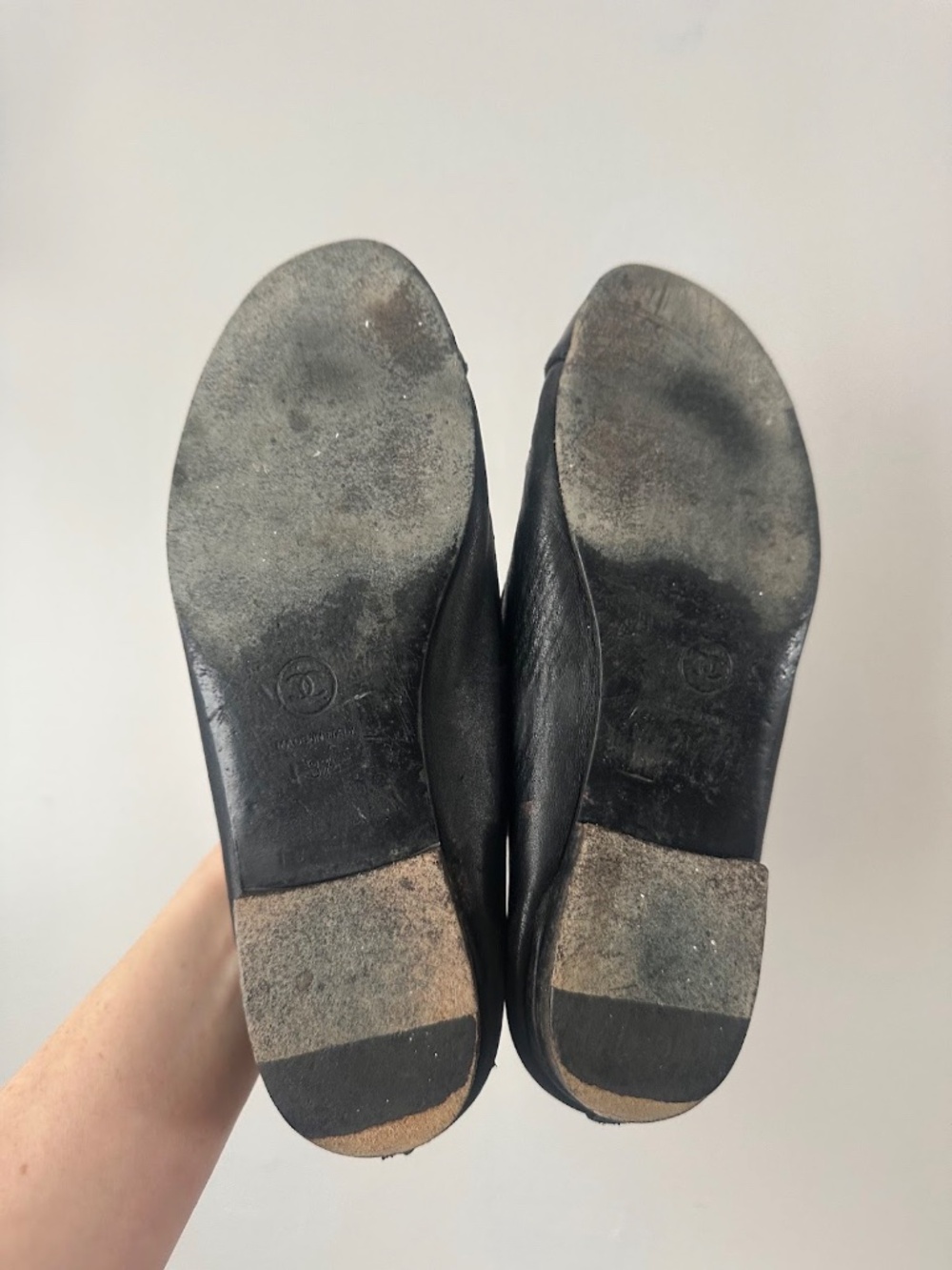 CHANEL Black Women's Slippers used - Picture 12 of 12